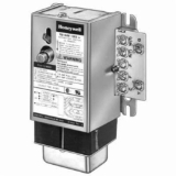 Resideo Protectorelay® R8184M1051/U Oil Burner Control with Transformer, 120/240 VAC, 3.7 to 7.4 A, Intermittent Ignition