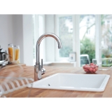 GROHE 30295000 Semi-Pro Essence New Kitchen Faucet with Integrated Temperature Limiter, 1.75 gpm Flow Rate, Swivel Spout, StarLight® Polished Chrome, 1 Handle