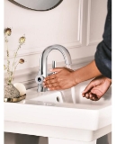 Moen® S6910EW S6910E Doux™ Bathroom Faucet, 1.2 gpm Flow Rate, 4-3/4 in H Spout, 1 Handle, Spring Loaded Pop-Up Drain, Chrome