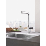 GROHE 30271000 Essence Kitchen Faucet, Residential, 1.75 gpm Flow Rate, 360 deg Swivel Spout, StarLight® Polished Chrome, 1 Handle, 1 Faucet Hole